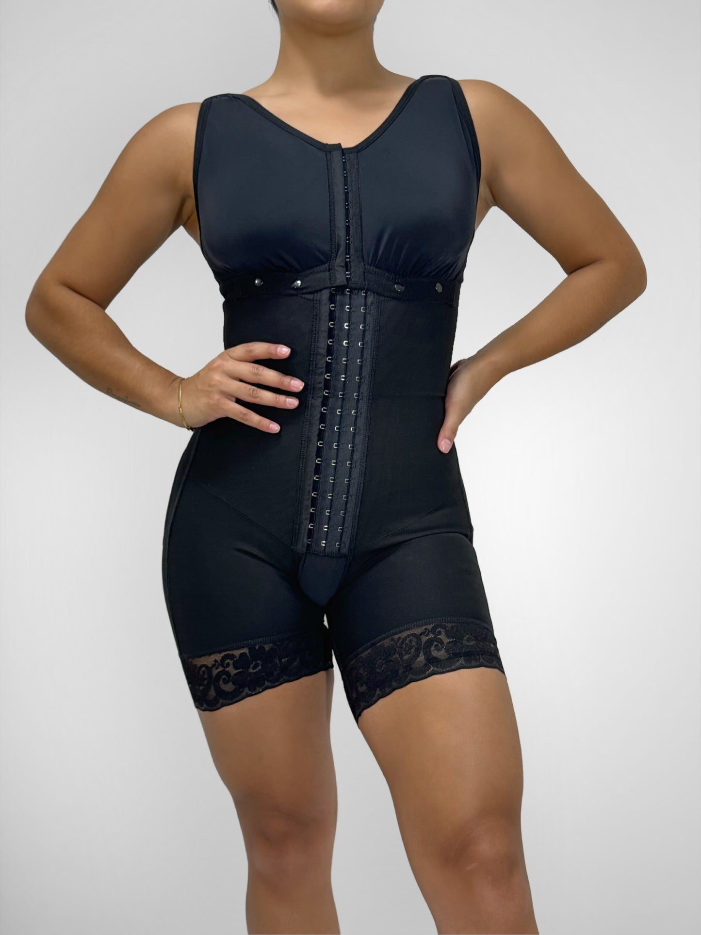 Built-in bra high compression shapewear